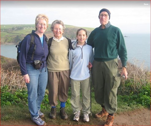 2004 - Jack and Joan Looe to Polperro with Cath and Annie