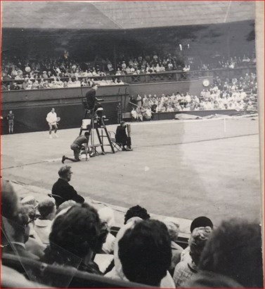 1963 - Jack Umpiring - Centre Court