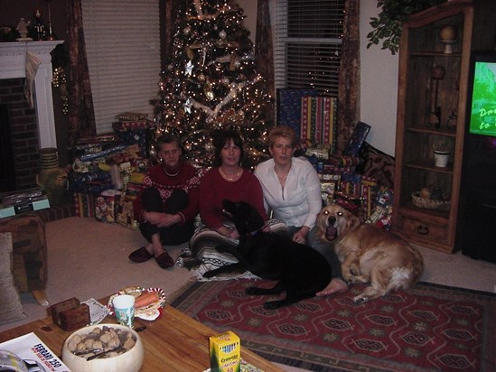 Mum, Gabi and Marion Christmas 2002 at Shaun's House