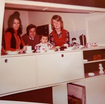 Just one Happy Memory of David, on this occasion with Therese, Nick, Sue my Wife, & 'Fred' the Flour Grader, in 1973 I think, at our first Home at Shirley (long haired Christopher, was there, but not in this particular photograph!). Chris Coxon.