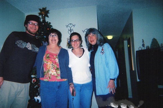 (L to R) James (Nephew),Jeanette (Sister), Abbie (Neice-in-Law) & Mariah