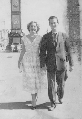 Carl and Beryl on Holiday (002).jpg