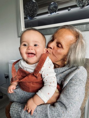 Mila & her favourite Nana 