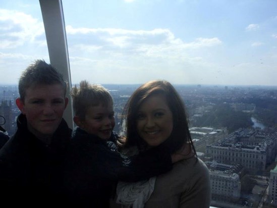 Sam, Dan & Liss on London Eye