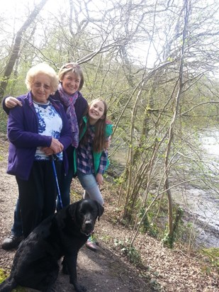 My ladies ❤️, the bluebell walk Hamble x