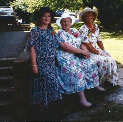 Auntie Mel, Nan and Auntie Lisa xx