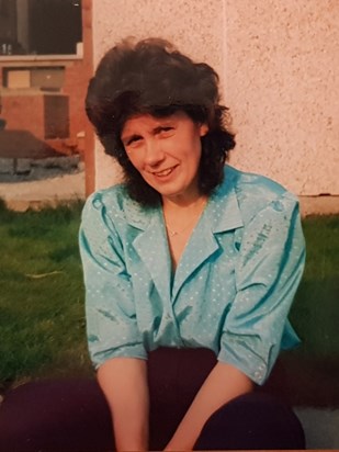 1990 before attacking Barry's garden