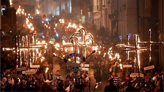 Bonfire night   Lewes