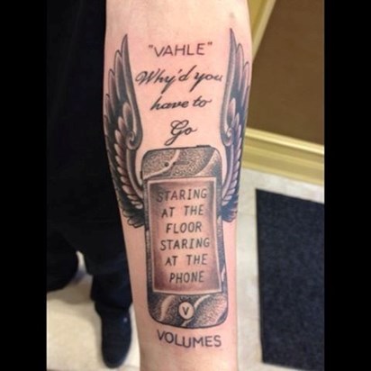 vahle-volumes unique tattoo from a fan - wow - 010813