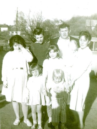 Carolyn, Dottie, Yummie, Jack, Ruth, Dad & Mom