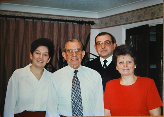 Bob, Dad, Margaret & Barbara 