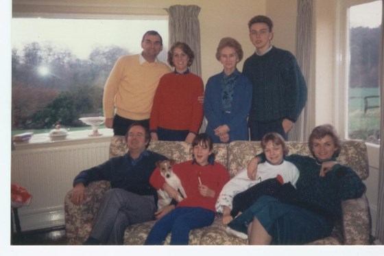 Philip,Jackie,Gran,Matt,Simon,Honey,Jennie,Jane and Sue in the sitting room at Brookside