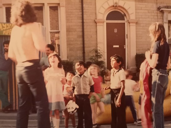 Sam juggling as part of the anti Royal wedding party, Blenheim Terrace, Bradford, 26th July 1981