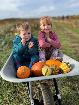 Hi Pops, we are growing up so fast now. We have enjoyed going pumpkin picking and looking forwards to Christmas. Mummy still tells us about you all the time and we say goodnight to you every single