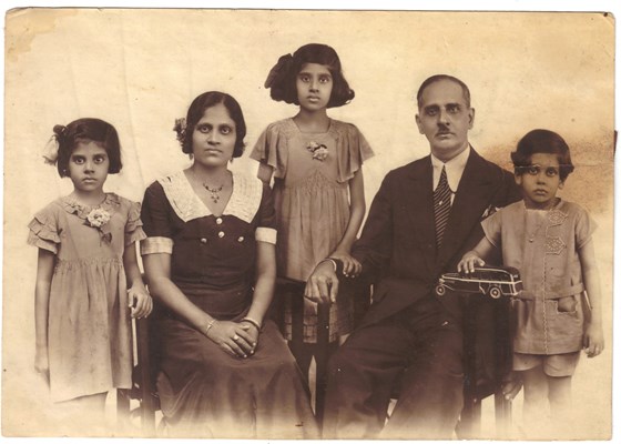 Mum and family in 1935