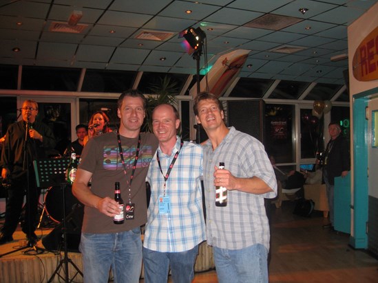 Dale enjoying a well deserved beer with the team during the Labour Party Conference at Bournemouth 2006?