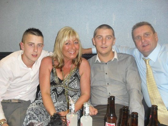 David's nephew Jordan,big sister Karen,nephew Craig and brother in law Ritchie