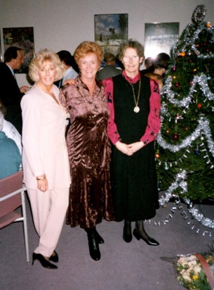 Joy (left) and Maureen (Centre) @1980