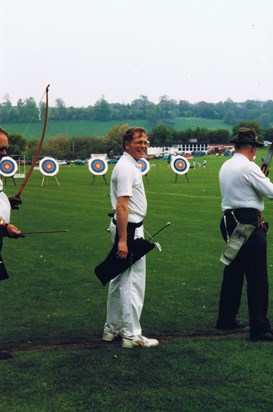 Derek on the line shooting with Berkhamsted Bowmen 2005