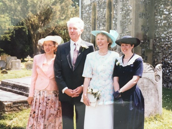 Jean and her bridesmaids 