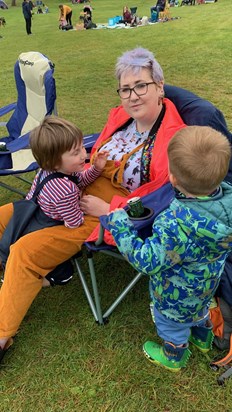 What's on your T shirt Auntie Ellie?