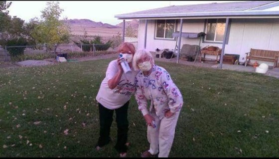 mom and grandma dee