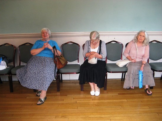 And here we are, waiting to be asked to dance! We had such a lovely day! ?