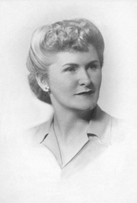 Anna Marie Hough Barton, Elaine's Mother