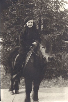 Elaine & Pony 1938