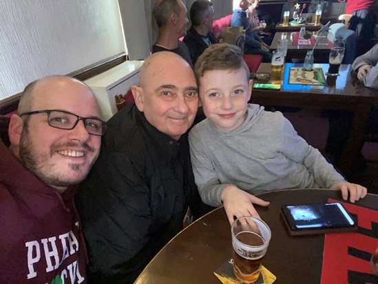 Christmas Eve at the Pub 2019