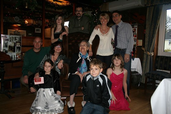 100th Birthday - Sportsman's Inn with the Luckham Family