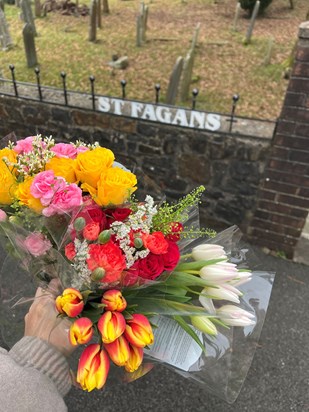 We know spring flowers were some of your favourites. Made sure to get the most colourful blooms for you to add some joy to January. I love your forever and I’ll miss you always 🤍