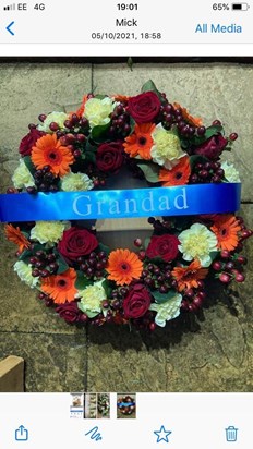 Beautiful wreath for dad by the talented Michaela xx