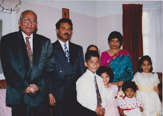 Nimesh, Selvi, Nilantheny, Indra, Grandpa, Grandma, Assai Mama   Assai Mama's wedding 