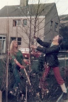 Joan and Catherine_TreePlanting_1981