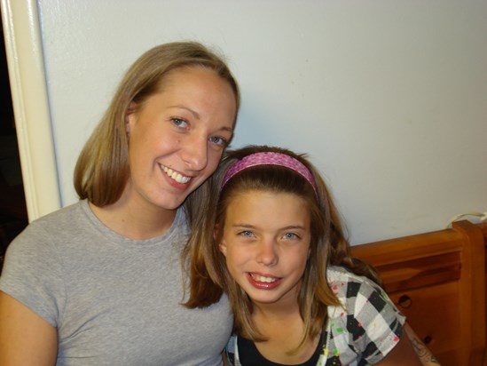 2009 11   Robyn & Cousin Haley