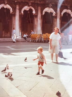 Sheila in Venice on Markus Place in 1984, during her holidays with her Austrian friends