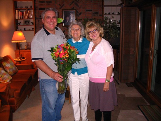 Mom's Birthday 2011 with Steve, Maria & Suzy