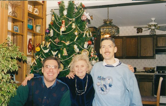 Son Steve, Frances & Son Jeff in Livonia home - Christmas 1999