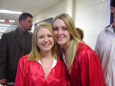 Brittney & Brittni Fry at Graduation - Class of 2007