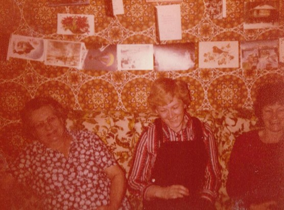 Paddy with her Mother and Sister Jerry