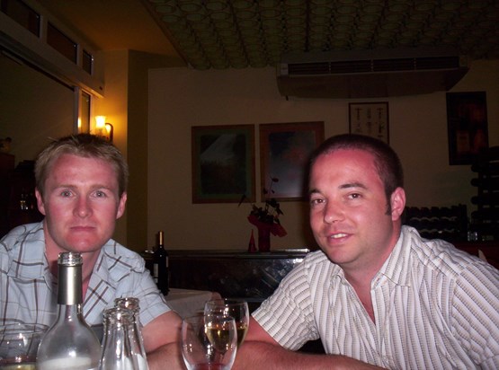 Spain 2004, the day they ‘went for a newspaper’ and came back six hours later!