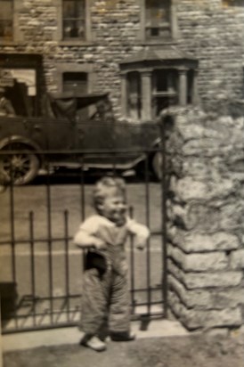 Toddler Richard in Midsomer Norton