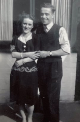 Nellie with Derek in 1950