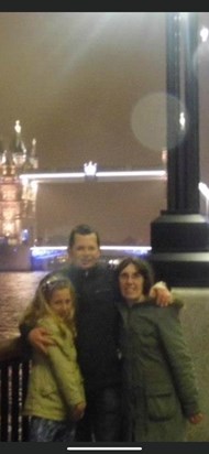 Paul, Emmie, Mum at river thames, london