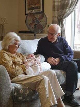 Great Granny (and Grandpa) for the 1st time