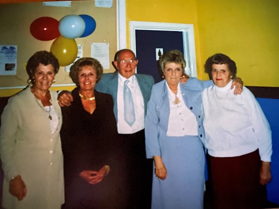 Shirley and her siblings June, Bill, Jean and Joyce x