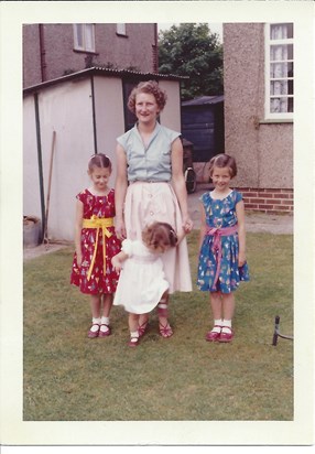 1960 Mum, Jenny, Sue and Claire
