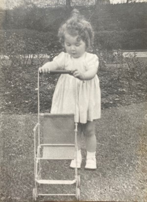 Doreen at Grenoside, she spent her formative years in the gardens of Grenoside Hospital, where she grew up.