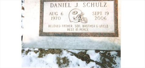 Dan's headstone